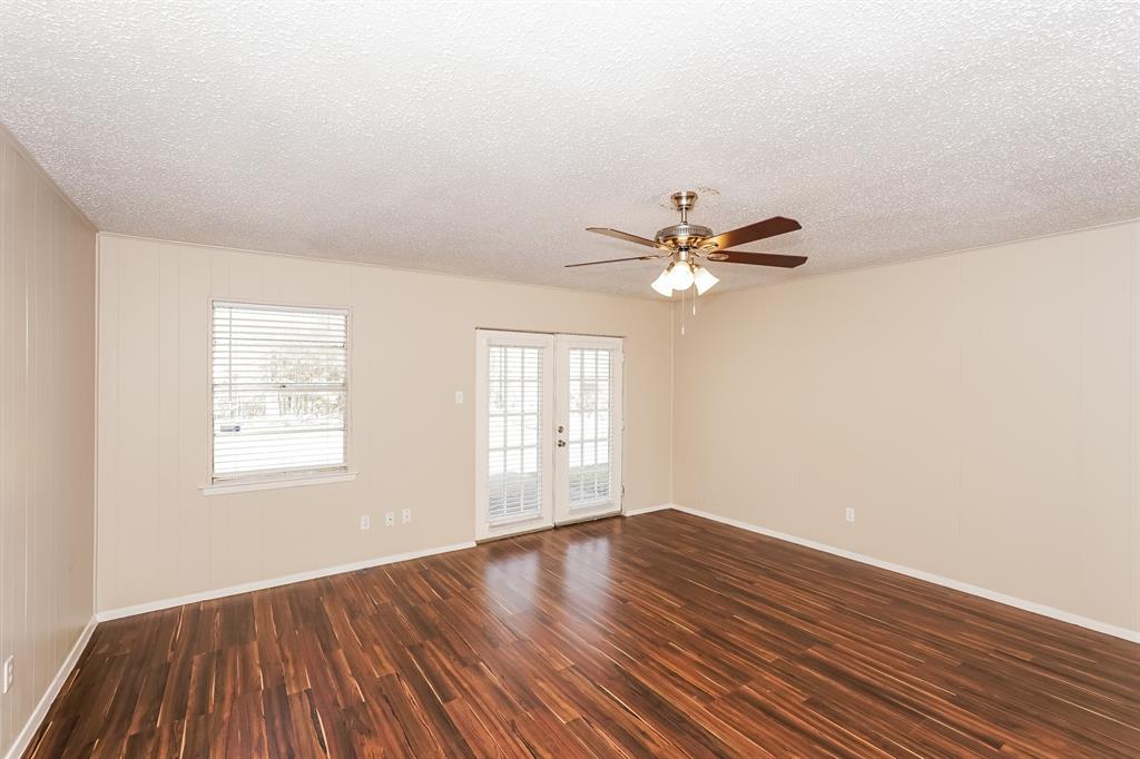England Isle Add - Residential Lease