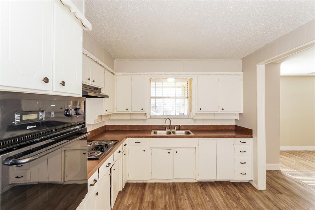 England Isle Add - Residential Lease