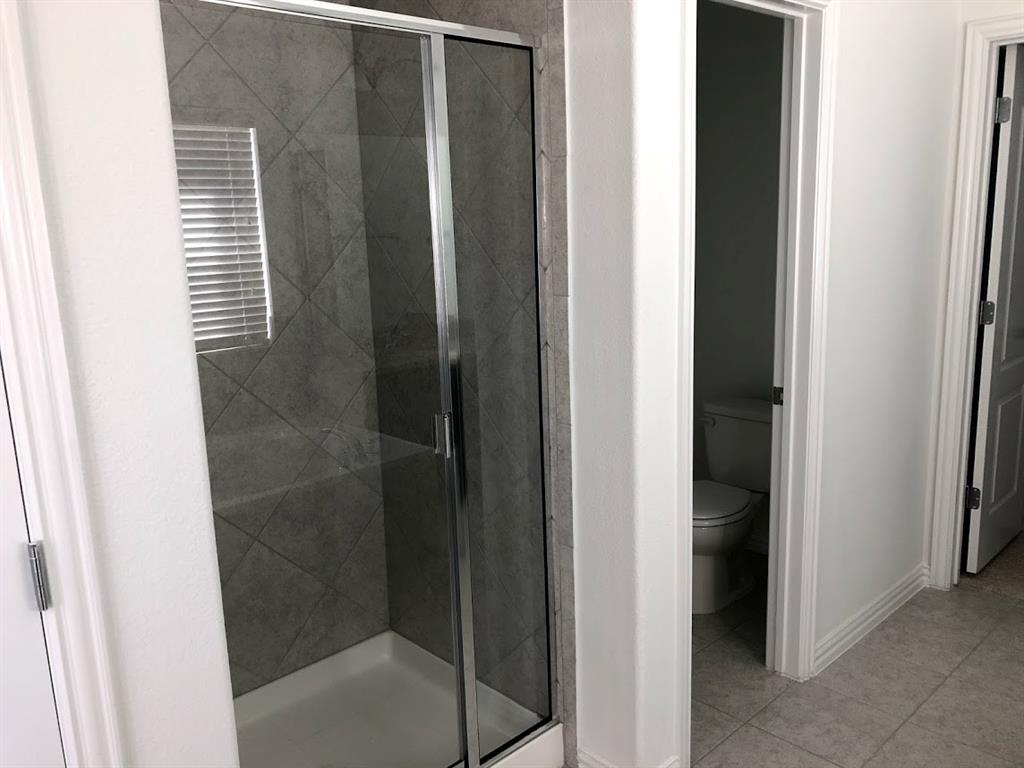 Oak Creek Trail Phase 2 - Residential Lease