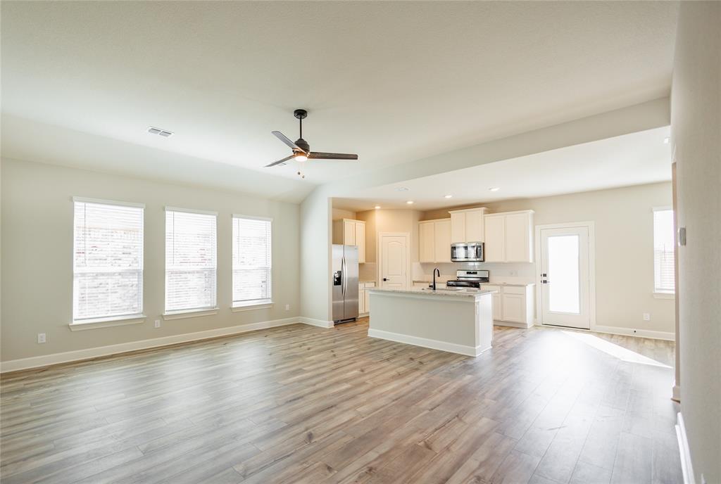 SHADOWBEND PHASE 2 - Residential Lease