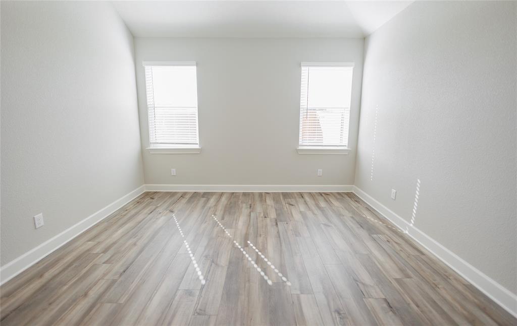 SHADOWBEND PHASE 2 - Residential Lease