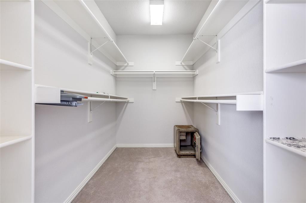 Twelve Oaks Estates Add - Residential Lease