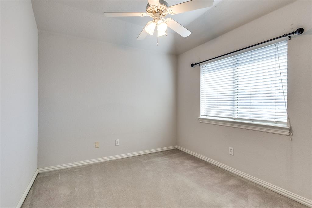 Twelve Oaks Estates Add - Residential Lease