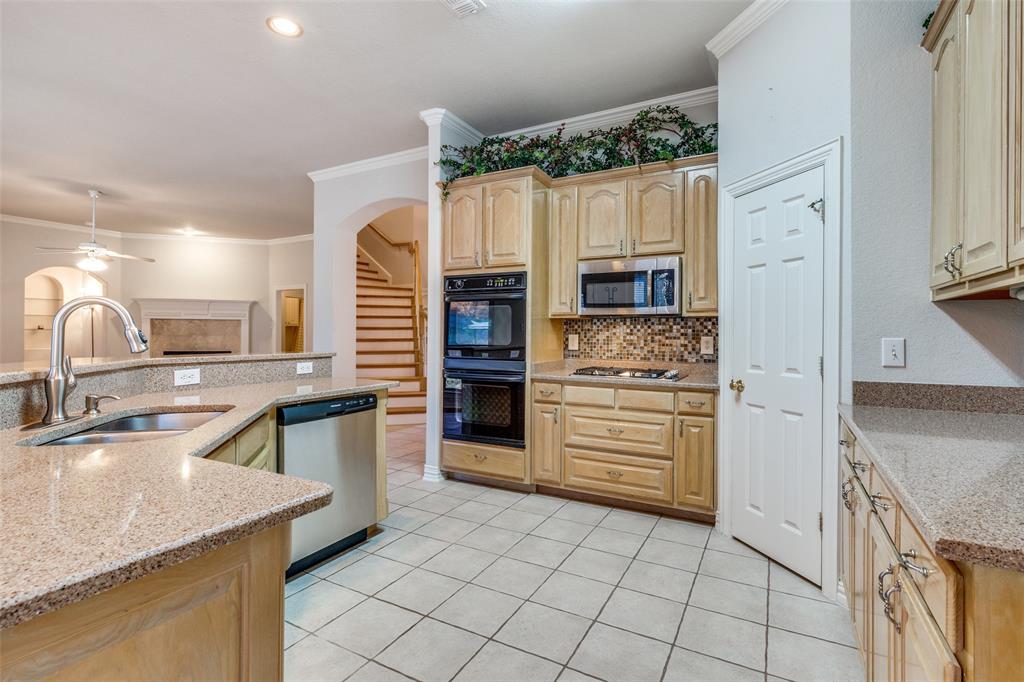 Twelve Oaks Estates Add - Residential Lease