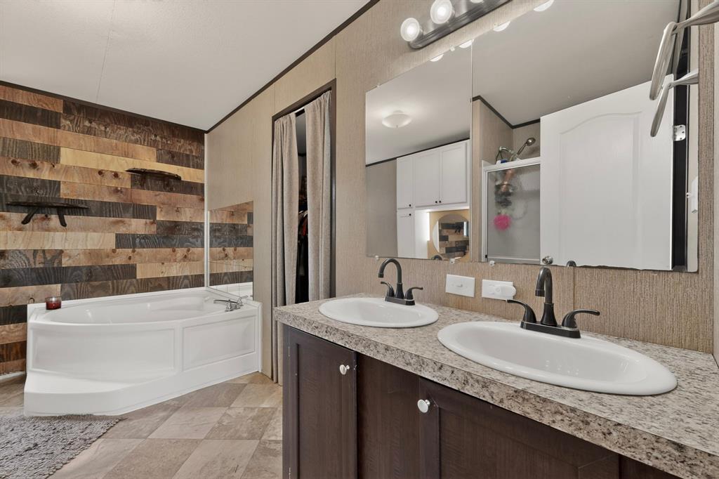 Lake Granbury Hbr Sec F - Residential