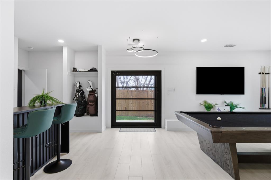 Victory Gardens - Residential
