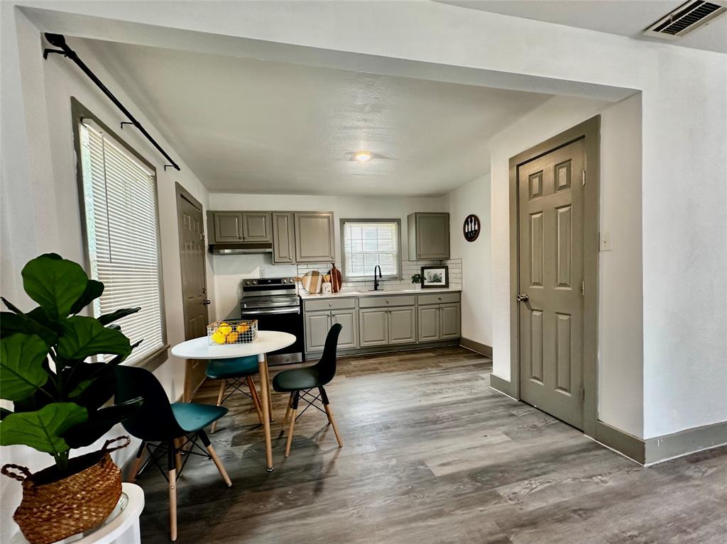 A charming 3-bedroom, 2-bath home with a functional floor plan offers plenty of space to make your own.  located in a well-established Fort Worth neighborhood. This property offers a great opportunity for buyers seeking comfort, convenience, at an affordable price. Ideally situated near major highways, shopping, restaurants, and everyday amenities, the location makes commuting and daily living easy.
The interior features laminate flooring throughout, updated windows for enhanced natural light and energy efficiency, raised panel doors, and stylish dark-trimmed baseboards.
Foundation repairs & other miscellaneous updates were completed May 2026.