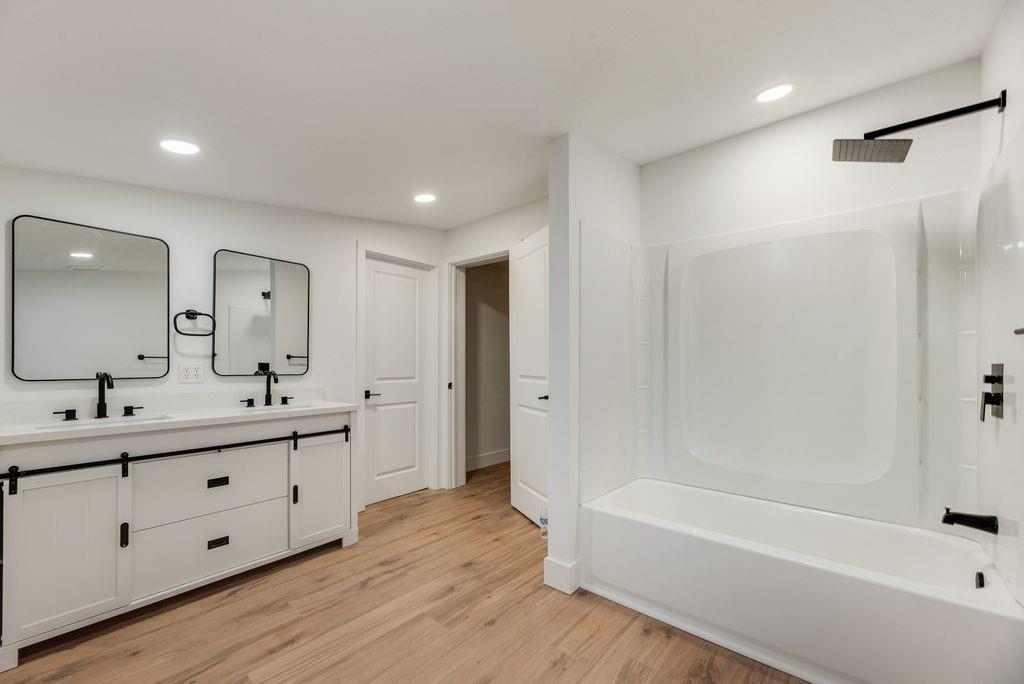 Alvarado Surv Abs #4 - Residential