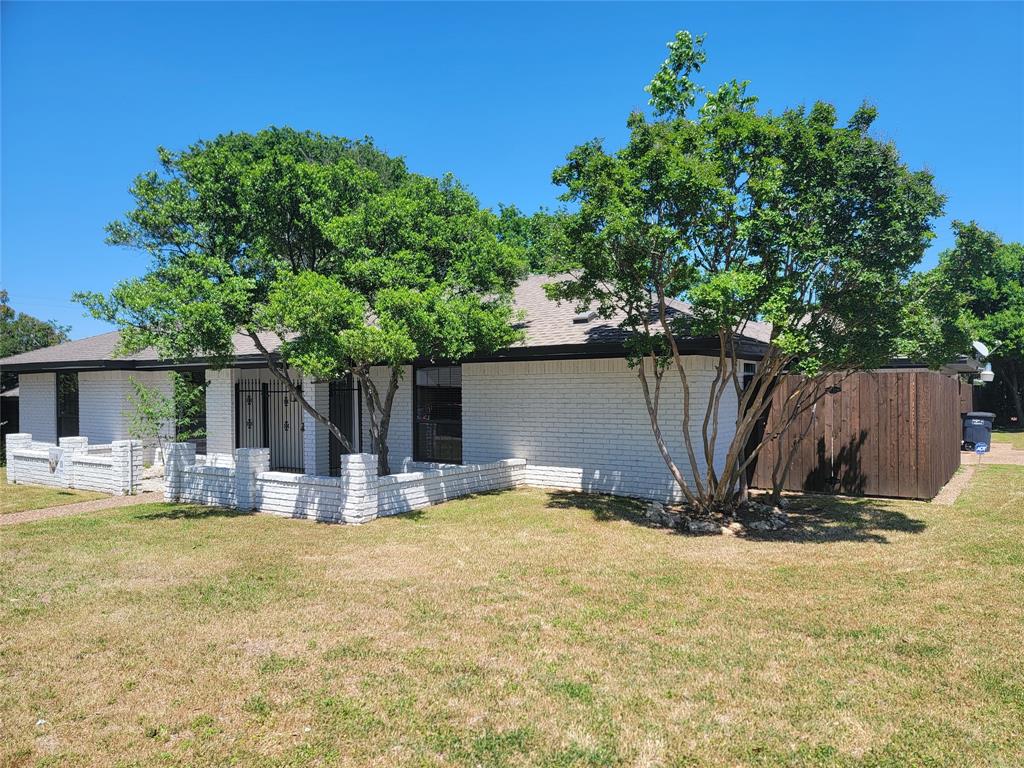 Welcome to this beautifully updated home in the sought-after Wedgwood neighborhood, perfectly situated on a spacious corner lot. Offering 3 bedrooms, 2 fully renovated bathrooms, and multiple living and dining areas, this home delivers a functional layout with modern upgrades throughout.

Inside, you’ll find luxury vinyl plank flooring, fresh interior paint, and stylish decorative lighting that create a bright and inviting space. The kitchen has been thoughtfully redesigned with quartz countertops, new cabinetry, stainless steel appliances, and updated fixtures, making it ideal for both everyday living and entertaining.

The primary suite features a spa-inspired bathroom with a freestanding soaking tub, glass-enclosed shower, and contemporary finishes. The secondary bathroom also showcases full-height tile and quartz countertops for a clean, modern look.

Step outside to a large covered patio and expansive backyard, perfect for relaxing or hosting gatherings. With a new roof installed in 2024 and numerous updates throughout, this home is truly move-in ready.

As the spring market ramps up, buyers won’t want to miss the opportunity to make this stunning home their own.