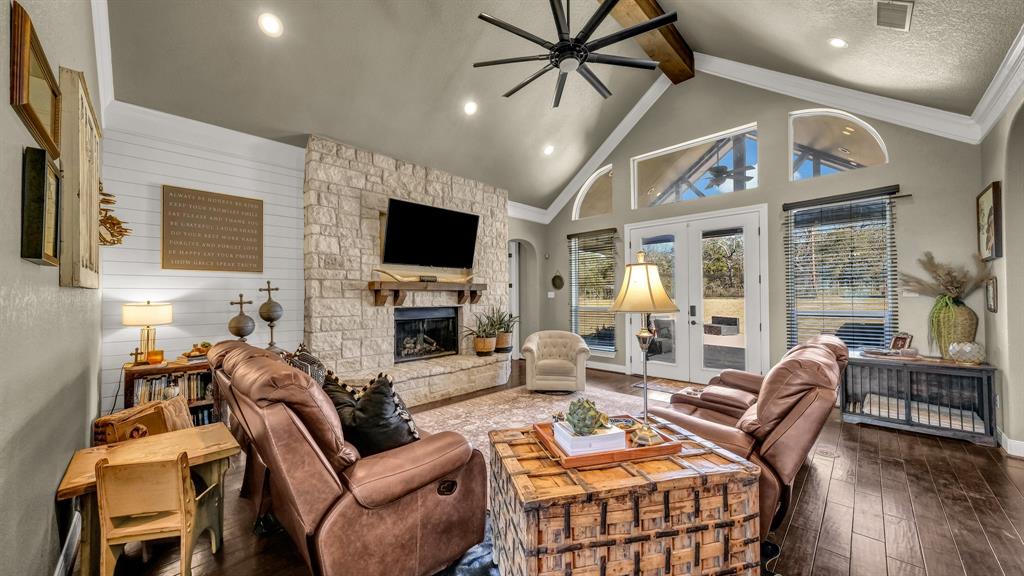 Erika Len Hobson - Residential
