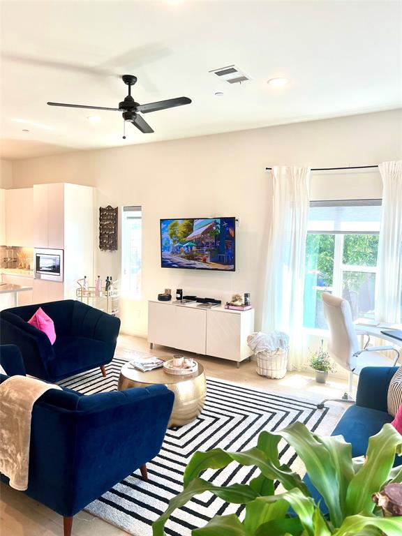 Garrett Park Townhomes - Residential