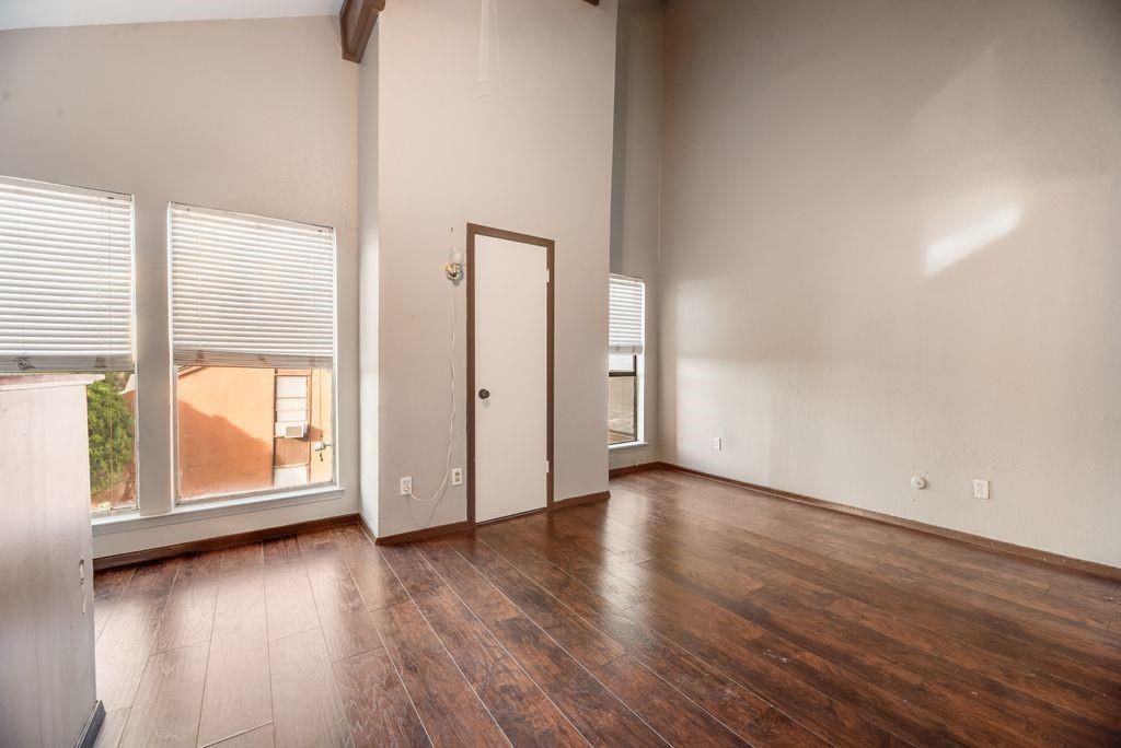 Lakeview Lofts Condos - Residential