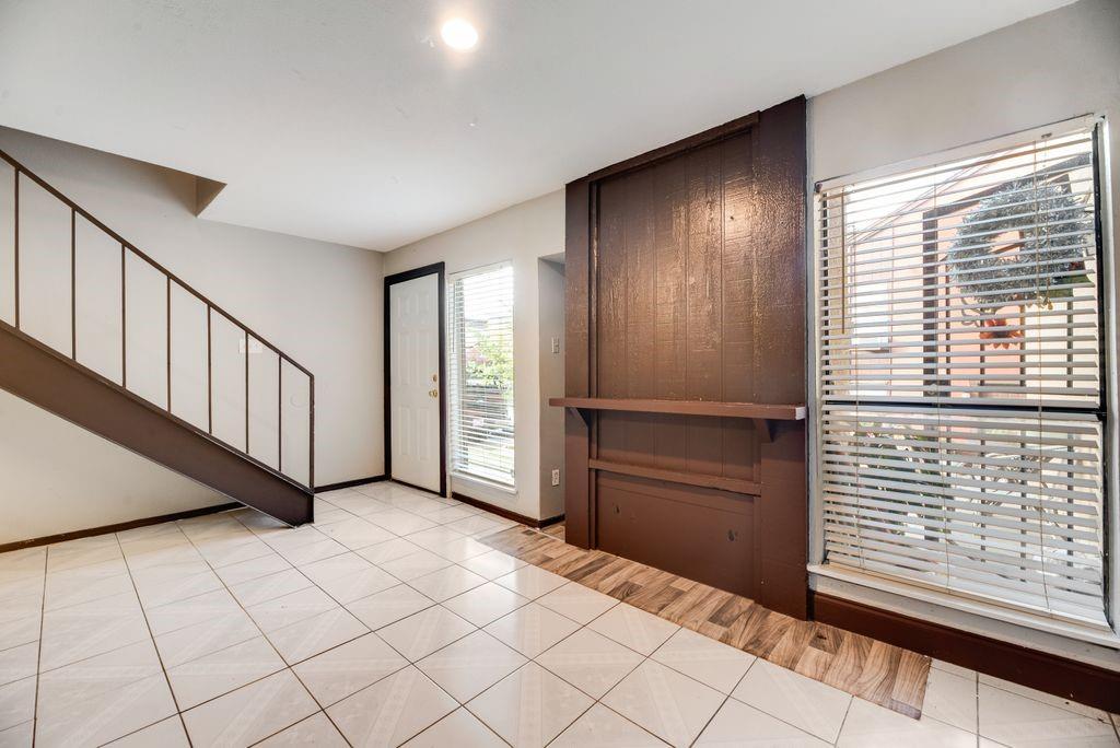Lakeview Lofts Condos - Residential