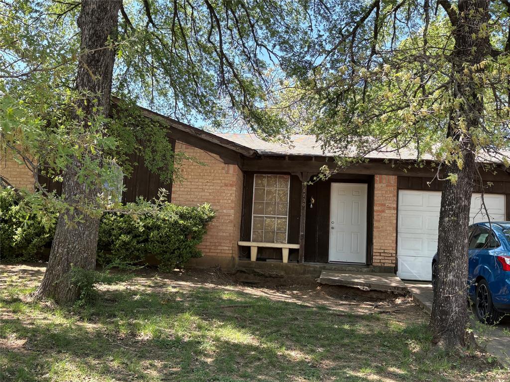 Bring your imagination and a little TLC to make this your home sweet home, or investment property.  Located in a quiet neighborhood near major thoroughfares, simply walk to peaceful park in Forest Hill.  This home might be perfect for someone with a vision and the DIY skills.