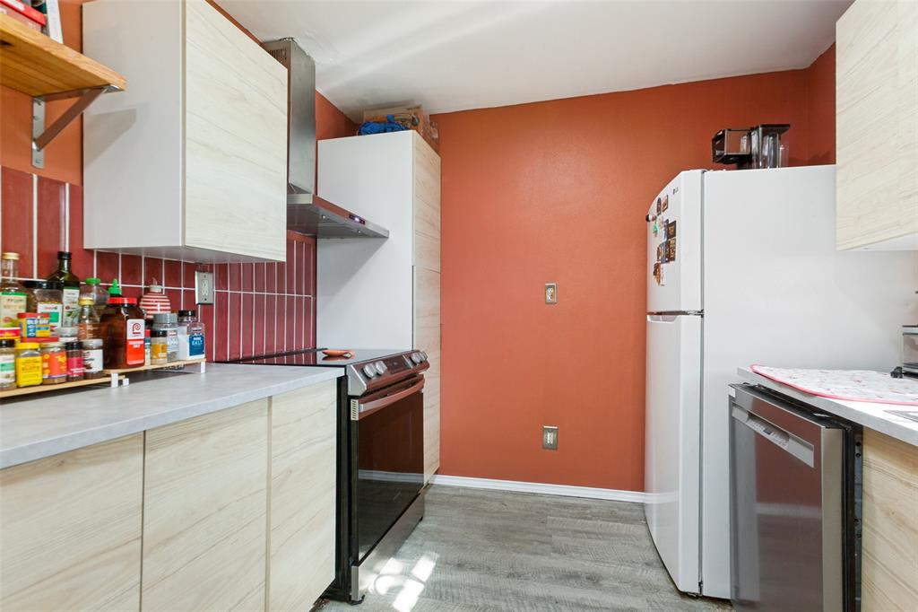 Village North 3 - Residential