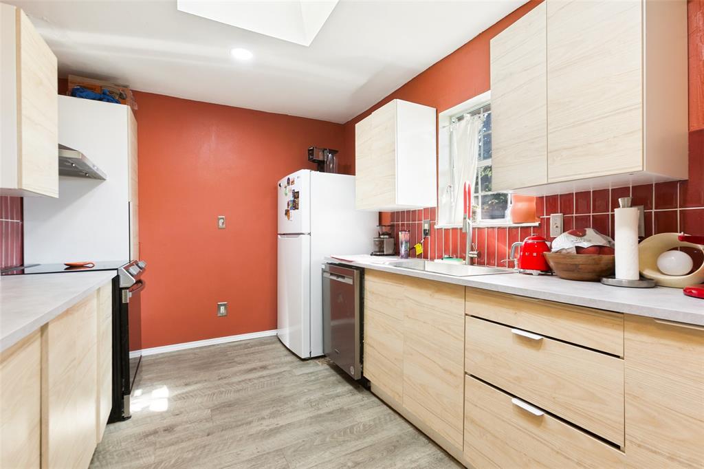 Village North 3 - Residential