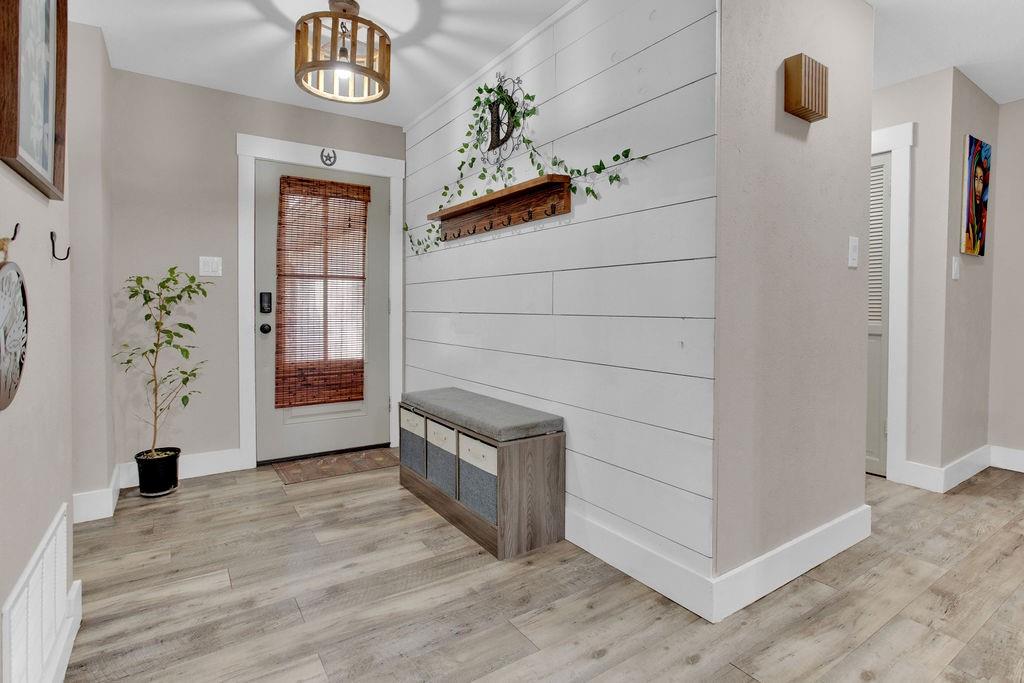 Hideaway - Residential