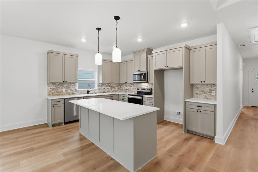 Western Hills Harbor - Residential