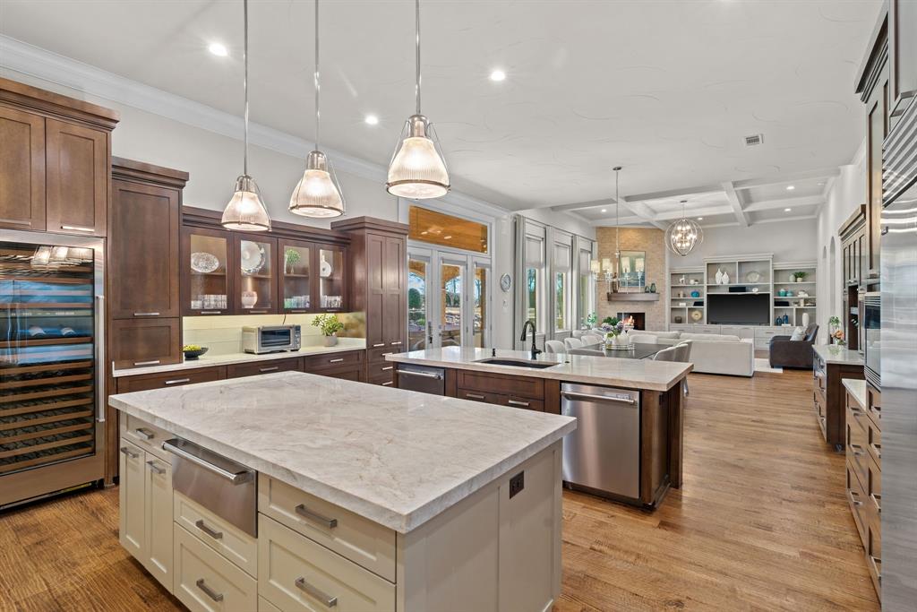 Chateau Du Lac Ph I - Residential