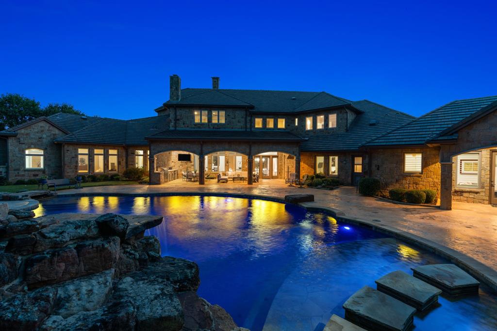 Chateau Du Lac Ph I - Residential