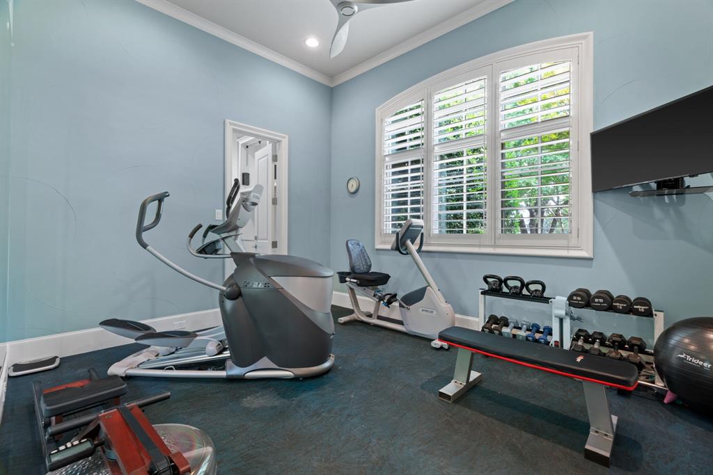 Chateau Du Lac Ph I - Residential