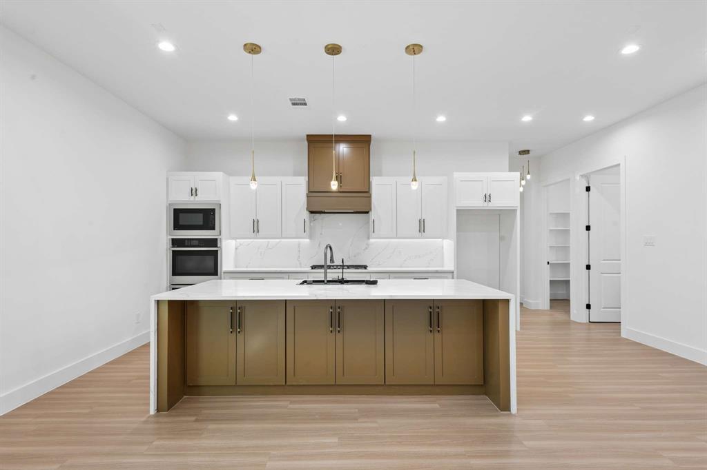 Lake Country Estates Add - Residential