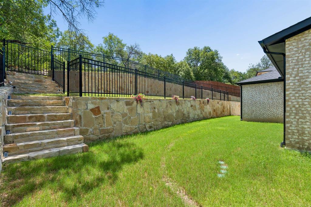 Lake Country Estates Add - Residential