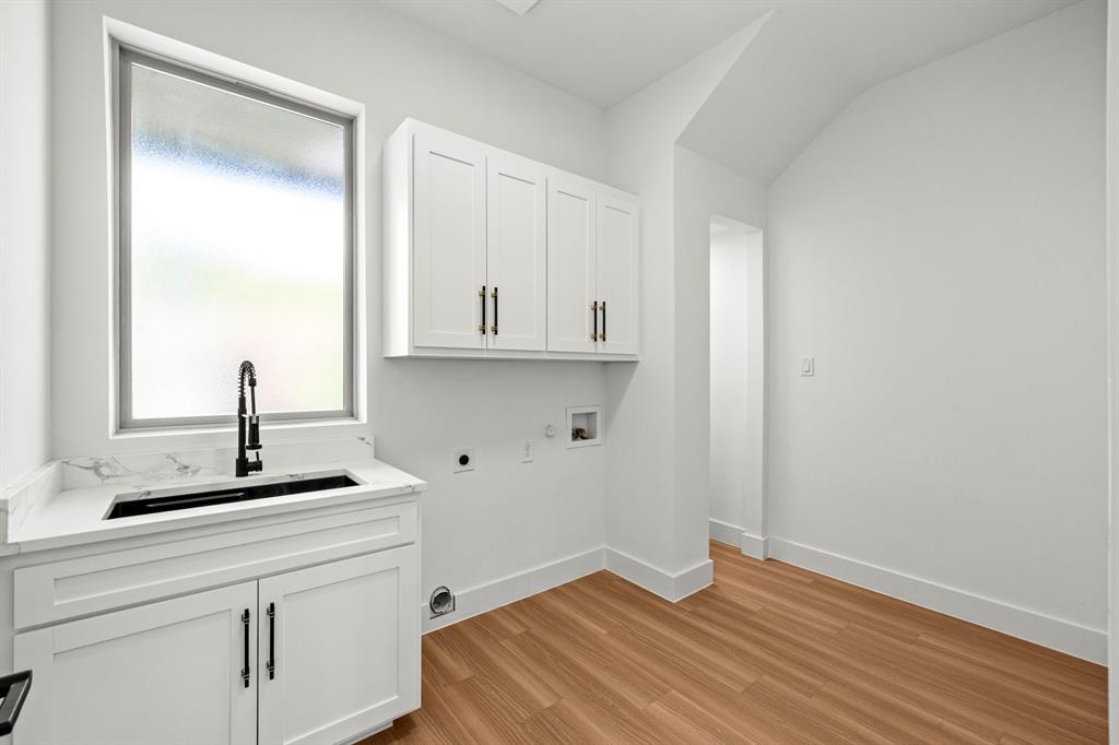 Lake Country Estates Add - Residential