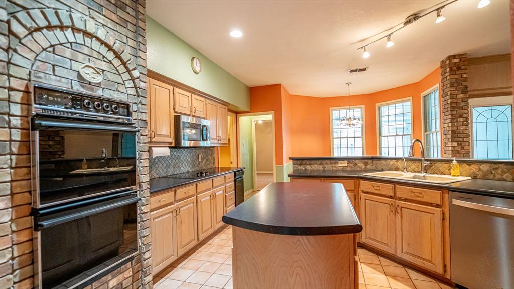 Waters Edge - Residential