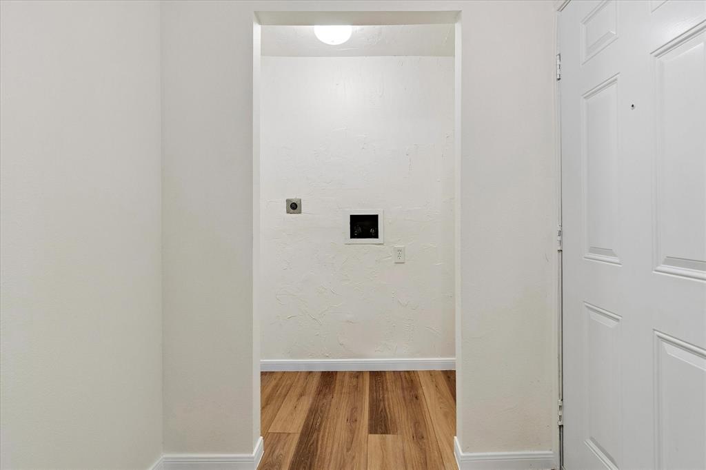 Thomas - Residential