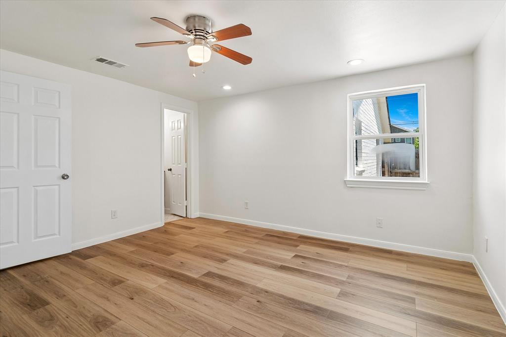Thomas - Residential