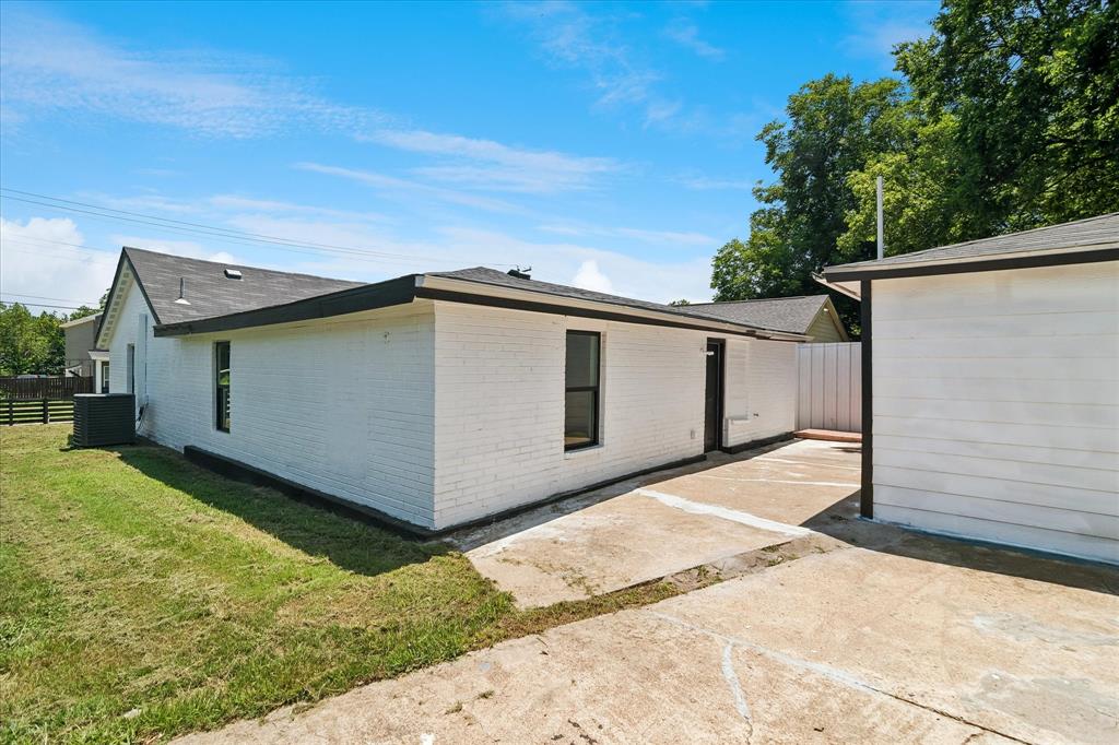 Thomas - Residential