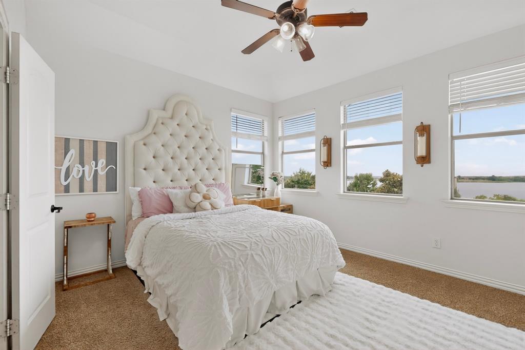 Stewart Peninsula Northshore - Residential
