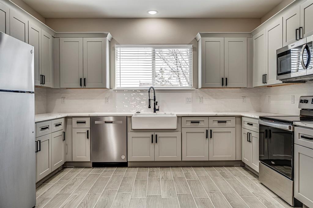 Canyon Creek III - Residential