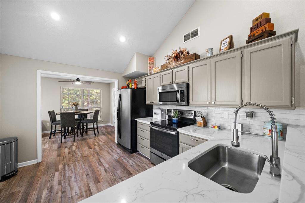 Holly Lake Ranch - Residential