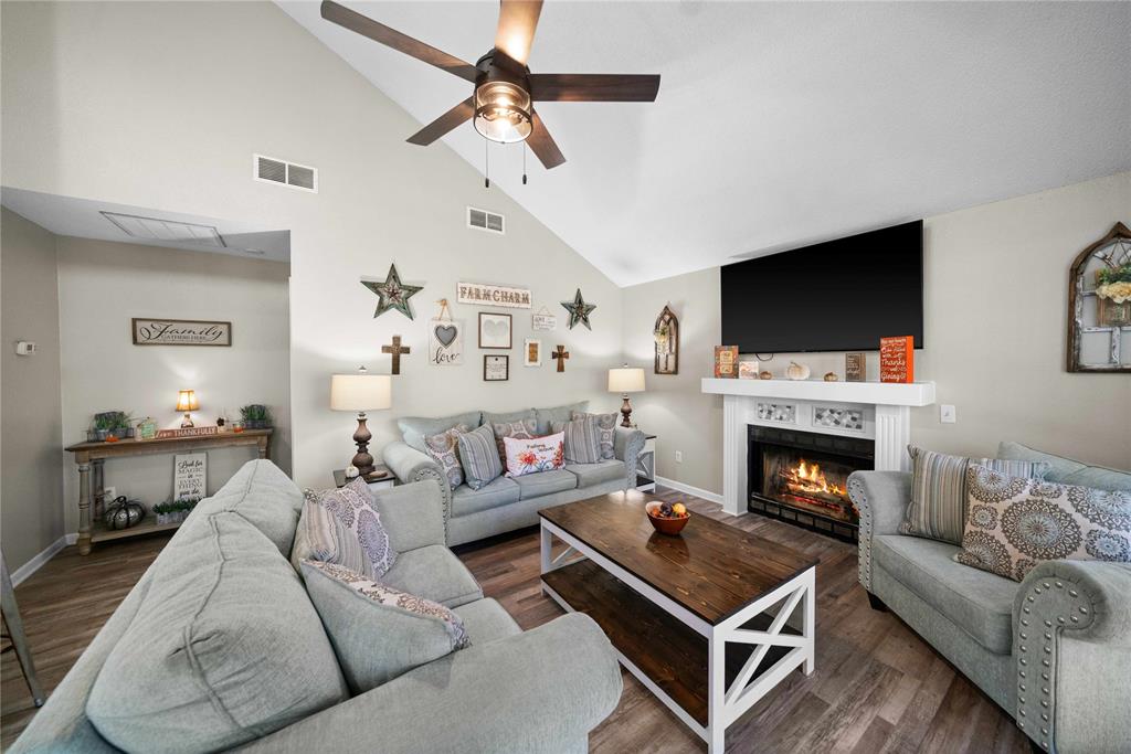 Holly Lake Ranch - Residential