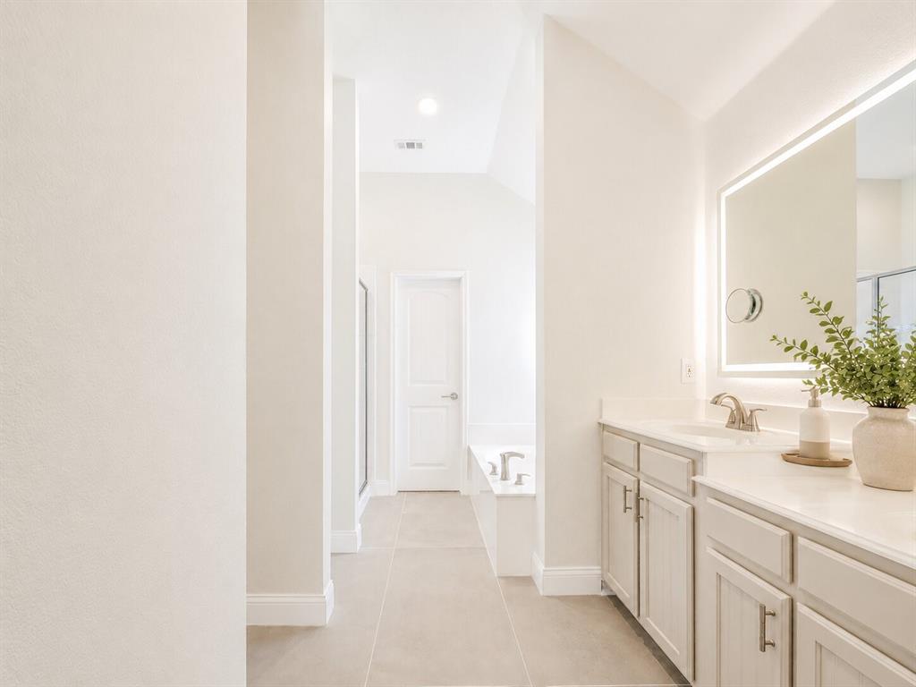 MCKINNEY GREENS - Residential