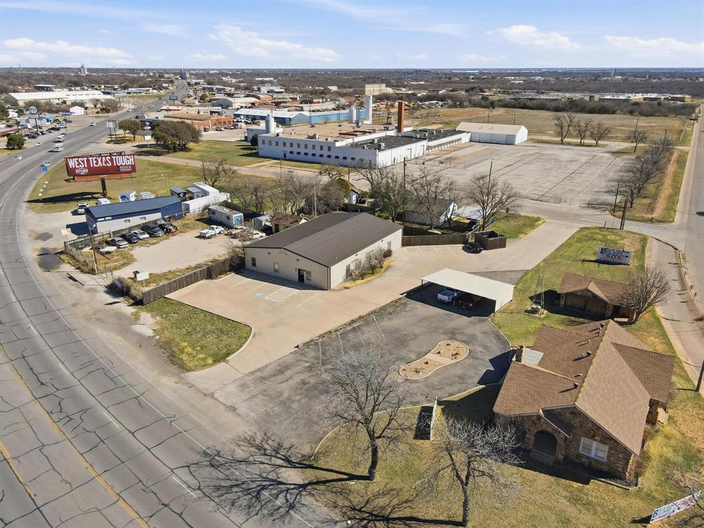 Well-maintained, fully built-out 4,524 SF mixed-use office building offering excellent visibility along South Treadaway Blvd with convenient pull-through access to Palm Street. The property features a welcoming reception area with dedicated restrooms, seven spacious offices, approximately 680 SF of common area, a break room, and additional restroom facilities, including two multi-stall units. Property is ideal for a variety of professional or service-oriented businesses.