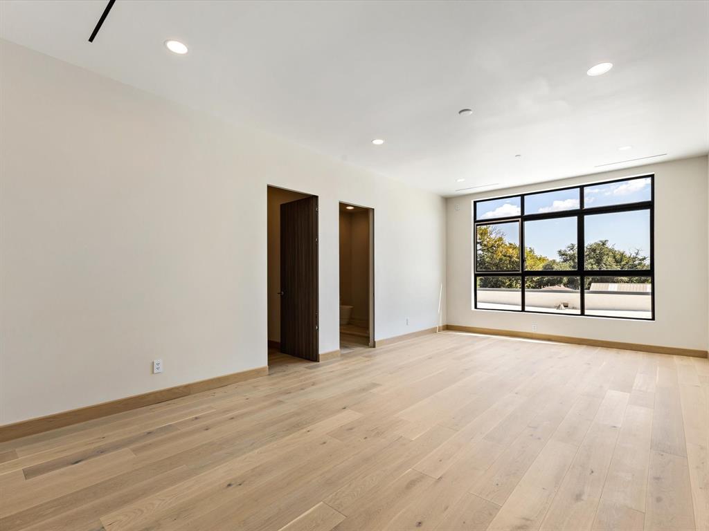 Walnut Park - Residential