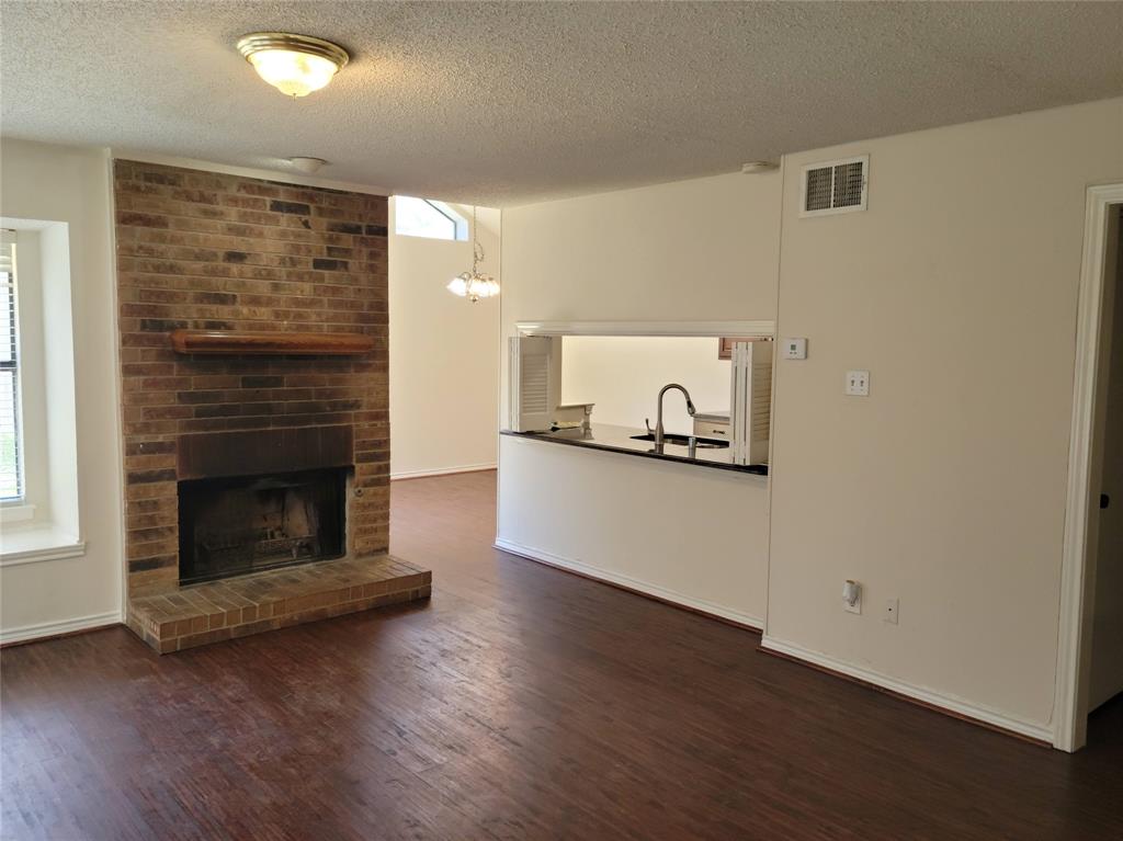 Brentwood Place Ph 02 - Residential Lease