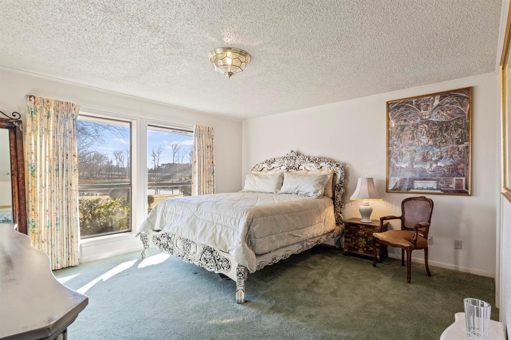 COUNTRY CLUB ESTATES - Residential