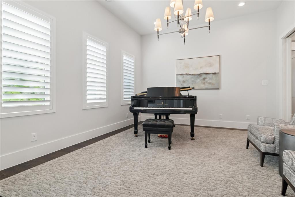 Crestway Forest Estates - Residential