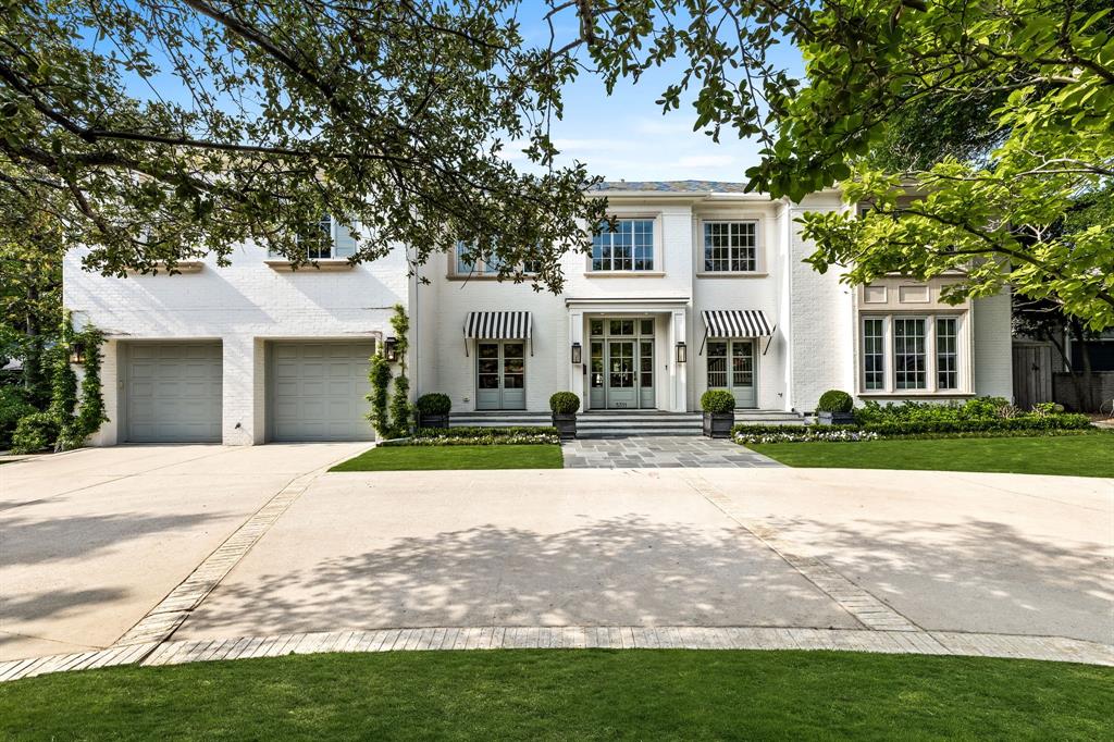 1998 home renovated and reimagined in 2021 by award-winning Eddie Maestri, whose work has appeared in Architectural Digest. Full exterior redesign, with front and rear facades reimagined to suit the historical character of the neighborhood. Designer lighting and wallpaper throughout. 2 story entry with grand staircase, greets you, with views of greenbelt and pool beyond! Full kitchen renovation, custom cabinetry, paneled high-end appliances, dual-fuel La Cornue Range, two dishwashers. Designer banquet overlooks great rm, and views of turf yd and pool.  First flr includes library, and small den that could be 5th bed or downstairs primary suite! Second floor has primary suite with wbfp, wet bar, spa like bath with soak tub, lg. WIC. 3 beds, game rm, and 2nd laundry complete upstairs. Other updates include all new windows, front door, pool & spa, turfed back yd, 2018 roof with class IV shingles, climate controlled 3 car garage. Tesla charging station. Abundant storage. A stunning home!