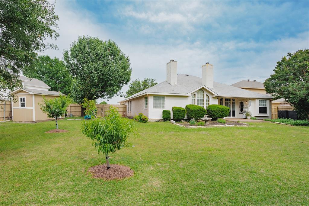 Oaks #3 The - Residential