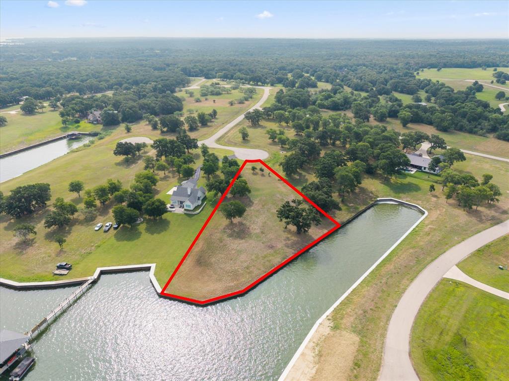 Admiral Shores on Richland Chambers Lake - Land