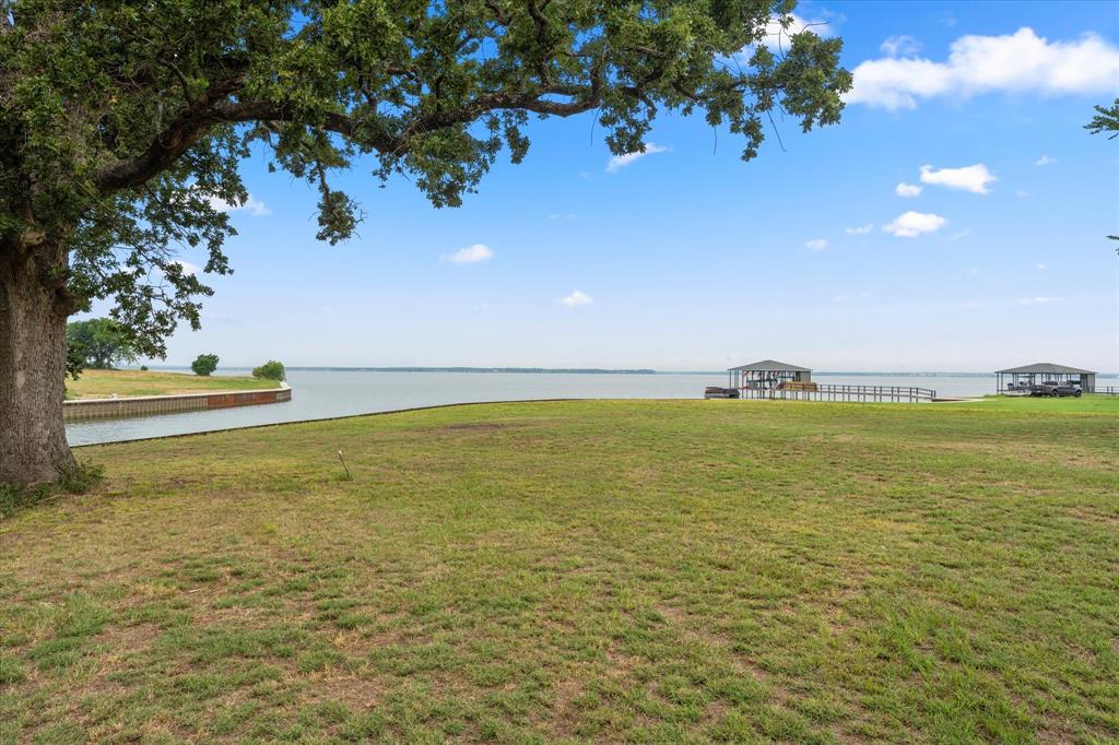 Admiral Shores on Richland Chambers Lake - Land
