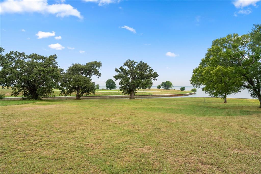 Admiral Shores on Richland Chambers Lake - Land