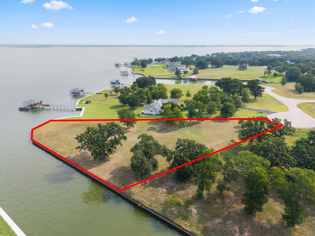 Admiral Shores on Richland Chambers Lake - Land