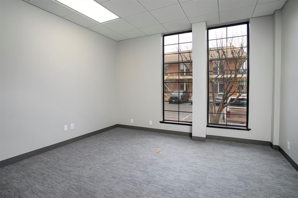NA - Commercial Lease