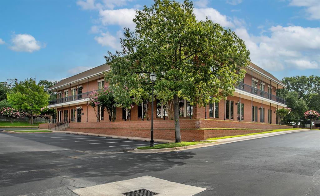 NA - Commercial Lease